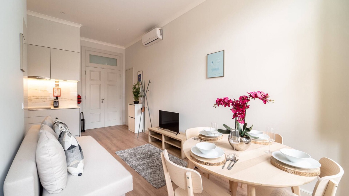 Braga Apartment | Escadaria 21 Apartment by House and People