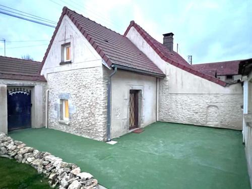 Prunay-le-Gillon Apartment | Escale à Boinville