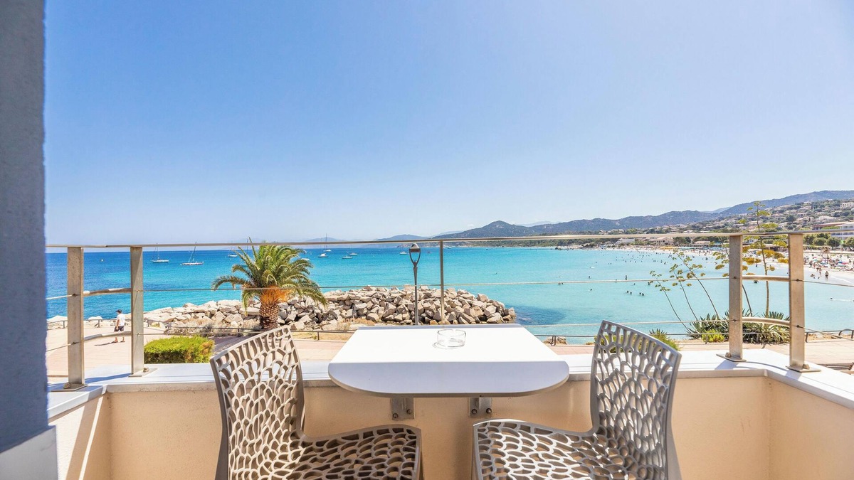 L'Ile-Rousse Hotel | Escale Côté Sud