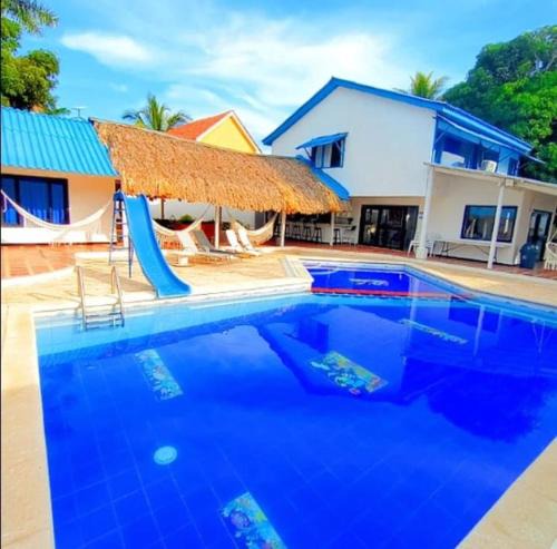 Tubara House | Escapada al mar en playa Mendoza atlantico con 7 habitaciones comodas