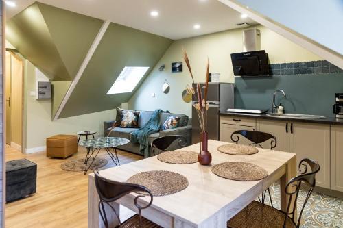 Dinan Apartment | Escapade Place 11 N5A - Appartement Dinan centre