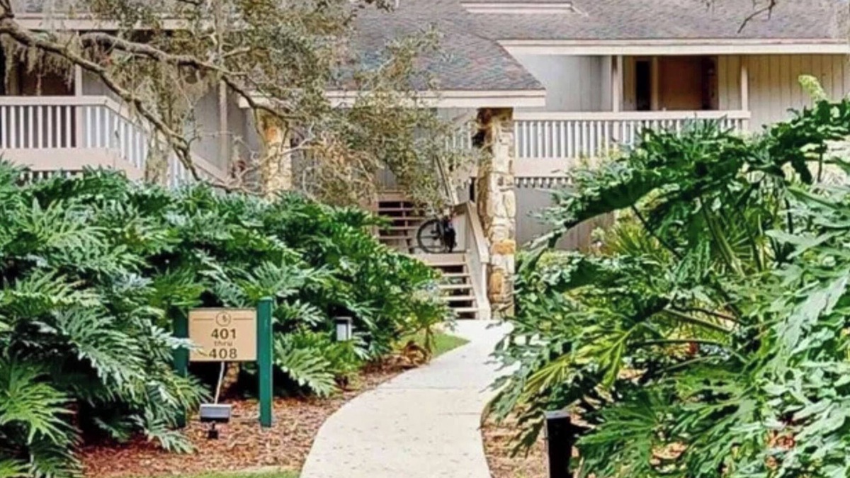 Grenelefe Condo | Escape City Life and Enjoy this Charming 2-Bedroom Condo Near Central Florida!