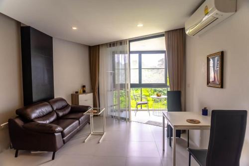 Mae Pim Bed & Breakfast | Escape Condominium Mea Pim Beach Rayong