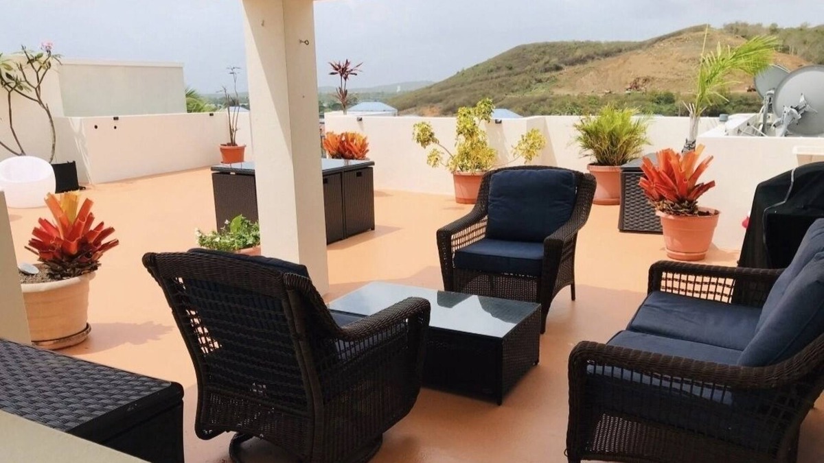 Ceiba Apartment | ESCAPE HALF THE WORLD 🌊🏖☀️🍹