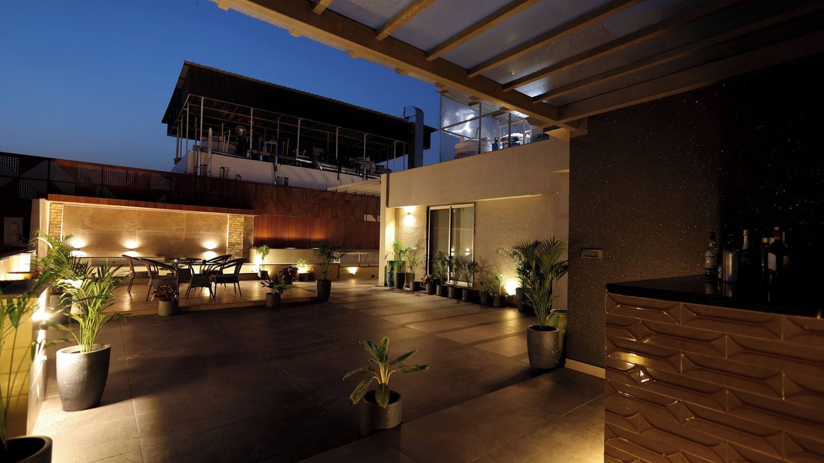 Gurugram Hotel | Escape - Stays and Serviced Apartments