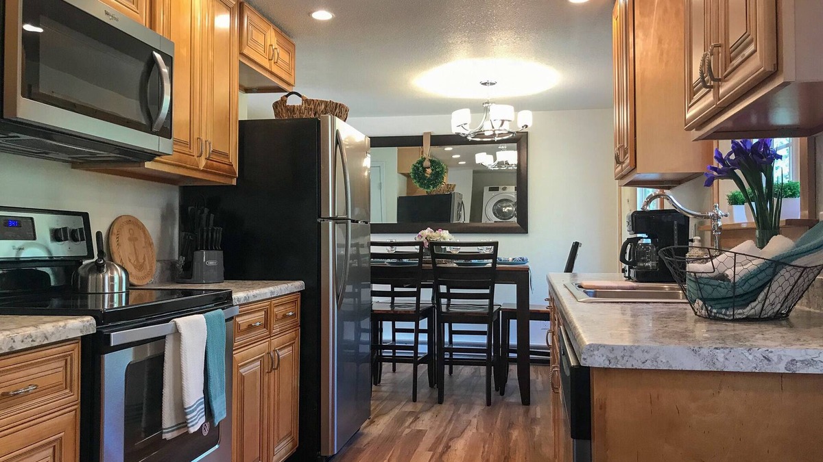 Ketchikan House | Escape to Nature With Modern Comforts 3 Bed 1 bath house