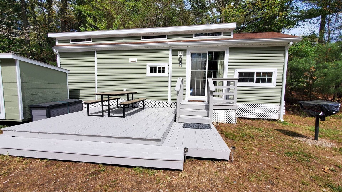 East Falmouth Cabin | Escape to our Cabin in the Pines in beautiful East Falmouth on Sunny Cape Cod.