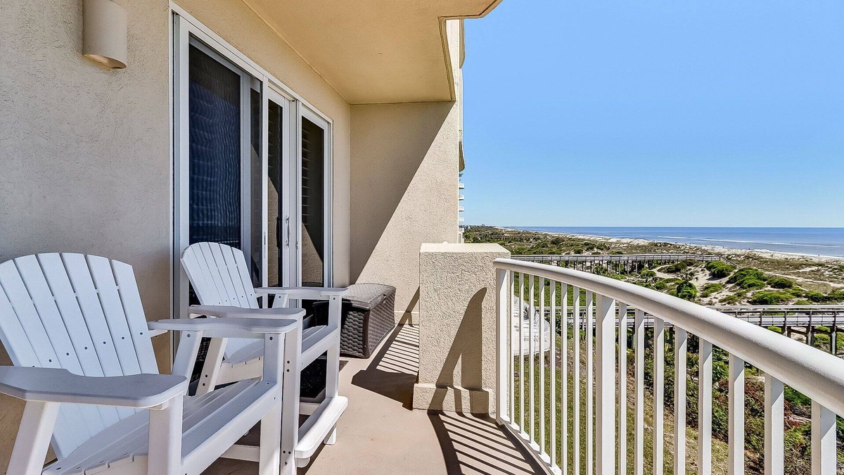 Amelia City Condo | Escape to Paradise -Oceanfront, Beach Access, Pool
