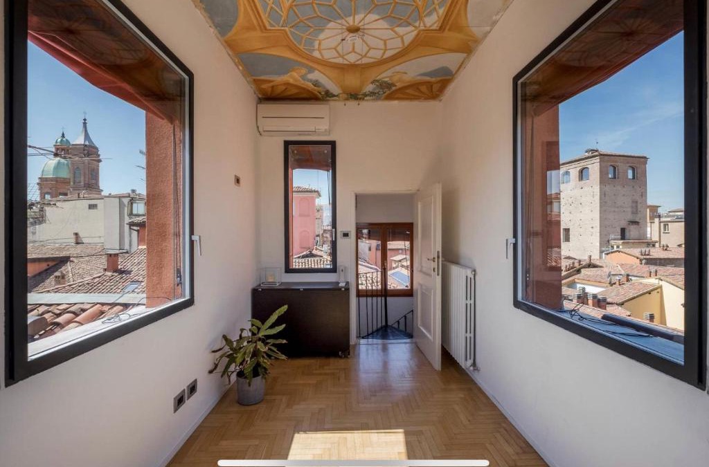 L'antico Ghetto Ebraico Apartment | Esclusivo appartamento con torre / altana