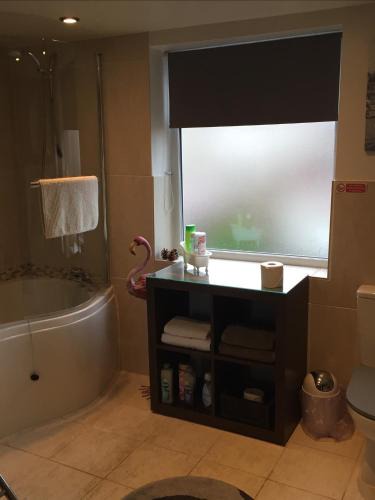 Lytham St. Anne's Bed & Breakfast | EsJays at Knowles House