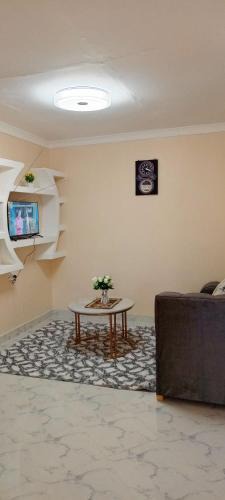 Nakuru Apartment | EsMash Homes Air,bnb Lanet Nakuru