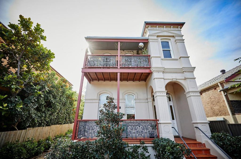 Ashfield Apartment | Esperanza Gardens - A Stylish Victorian Studio