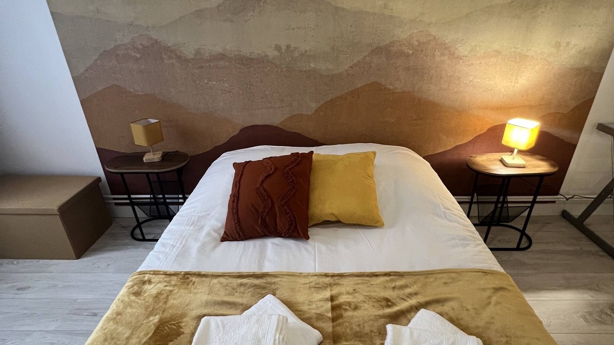 Mulhouse Apartment | Esprit Colmar, 2 Chambres de Charme - Sauna & Sport Club