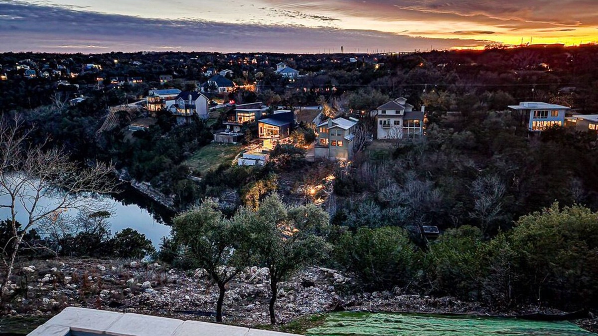 Apache Shores House | Esqusite New Home + Private Pool - Firefly Canyon