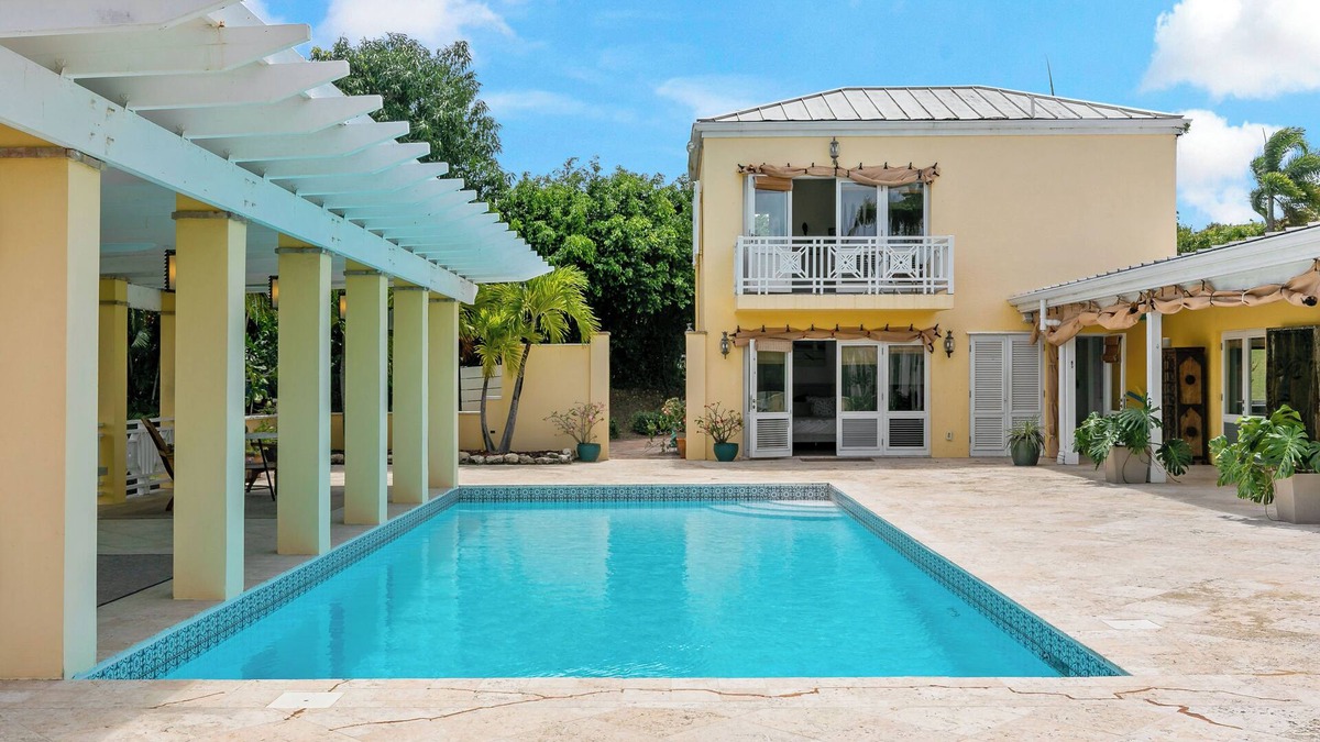 Testman Villa | Estate Shoys St. Croix. Quick walk to the best beach! 5/4Luxury house with pool.