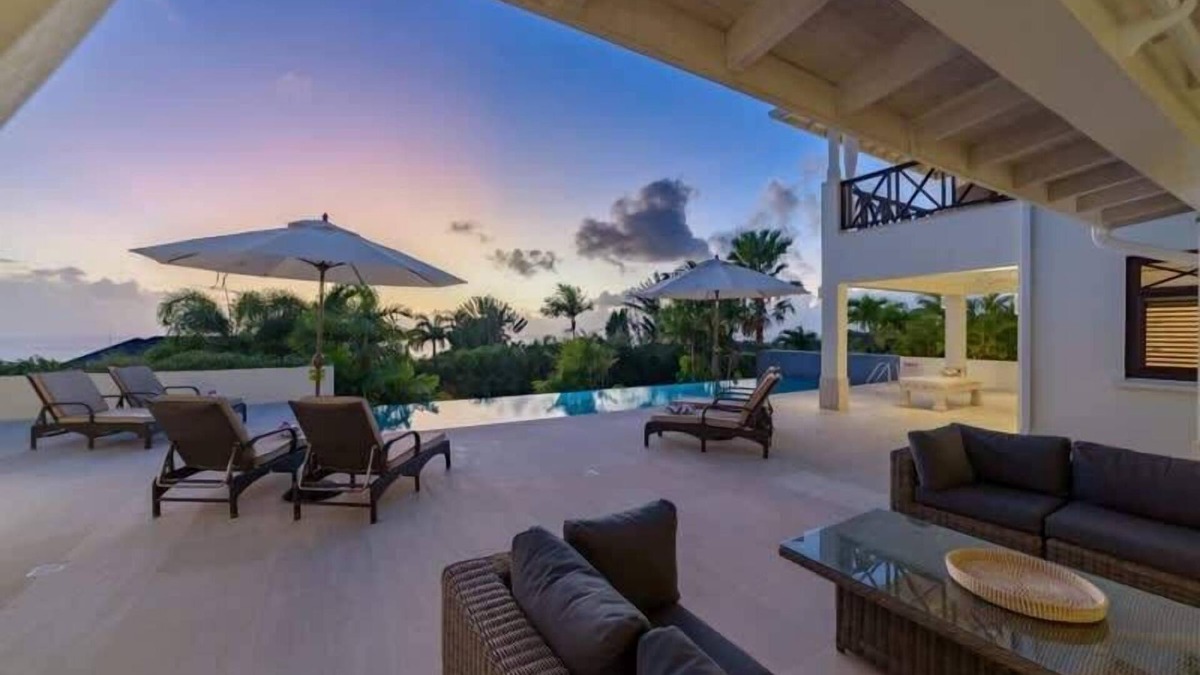 Merlin Bay Villa | Estate with 8 bedrooms featuring a beautiful uninterrupted view along the West C