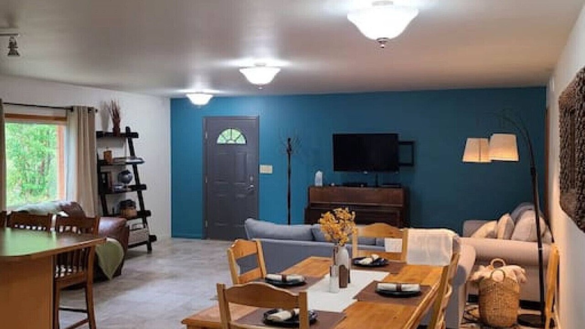 Ester House | Ester Dome Two Bedroom Home with Scenic Mountain Views
