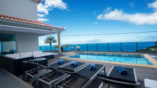 Calheta Villa | Estrela do Mar - by LovelyStay - Lovely, Sun Filled Villa