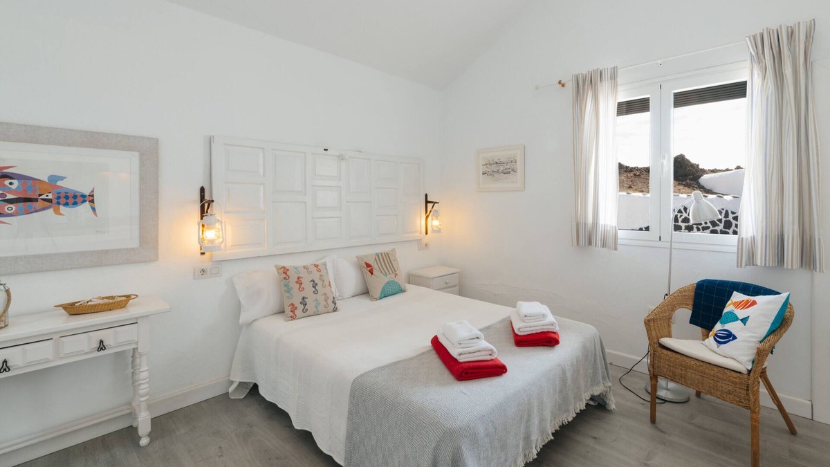 El Golfo Apartment | Estudio Andrea, coastal gem with great sunsets (El Golfo)