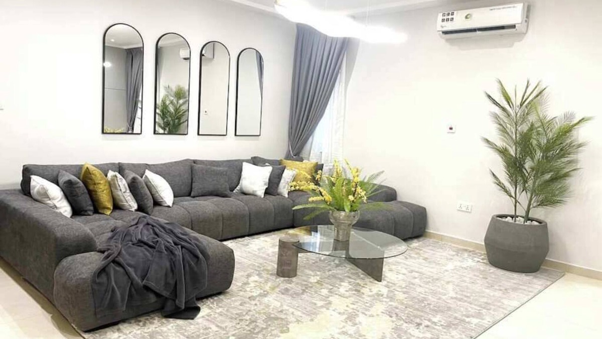 Adenta House | ET Luxe Abode, Prvt Pool, Starlink WiFi, Gen, W/D