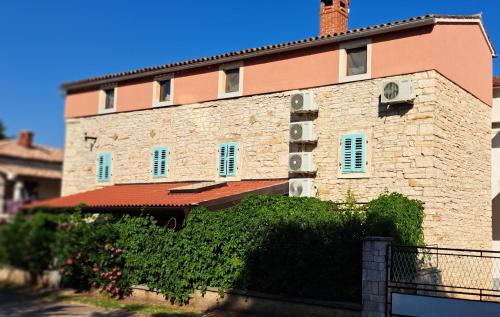 Muntic Villa | Eti and Mia holiday home