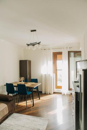 Mokotow Apartment | Etiuda Resident Apartment Mokotów, metro Służew