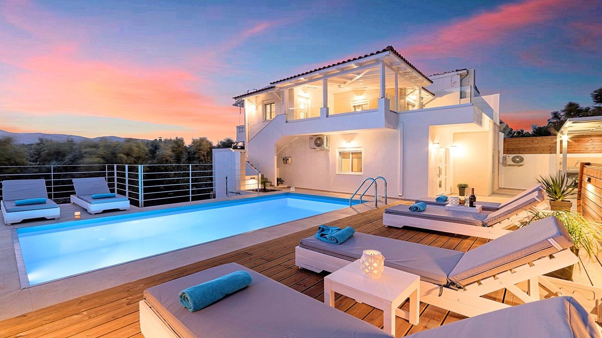 Vathi Villa | Etoile Villa Heated Pool