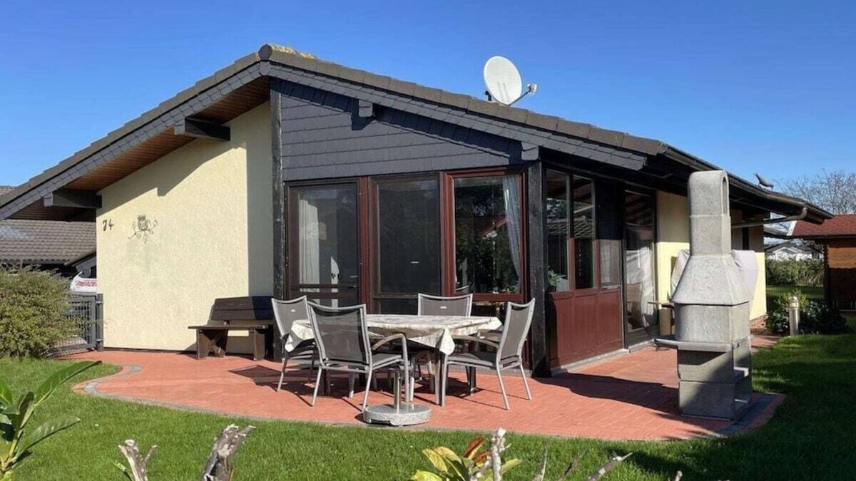 Butjadingen House | Eul Holiday Home J 4 Comfortable holiday residence