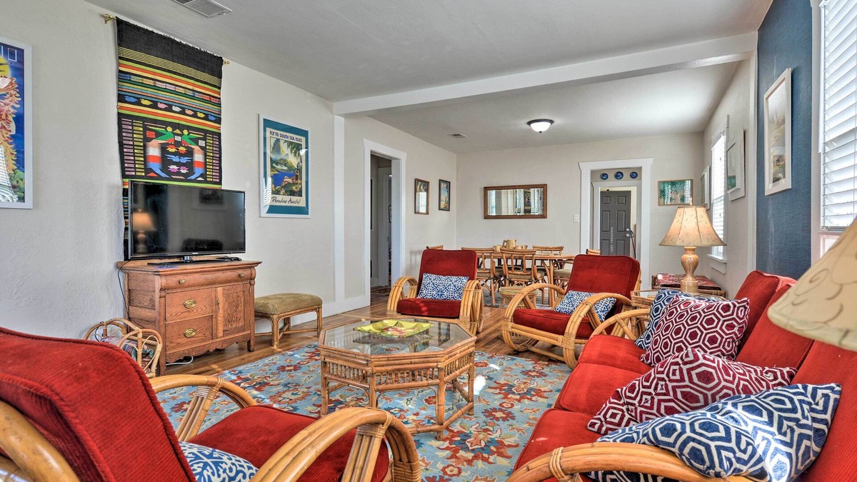 Eureka Cottage | Eureka Cottage Near Sequoia Park & Old Town!