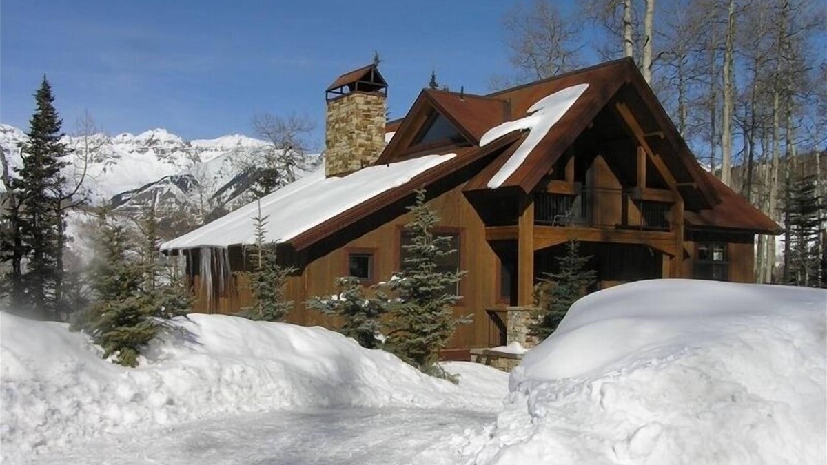 Mountain Village House | EUREKA!LUXURIOUS HOME,BIG VIEWS,SKI IN SKI OUT,.BEDDING OPTIONS TO SUIT FAMILIES