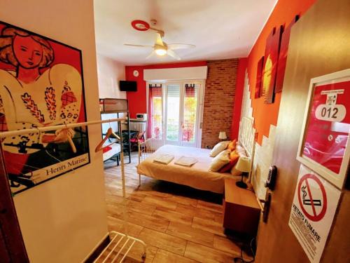 San Leonardo House | Europe Station Rooms