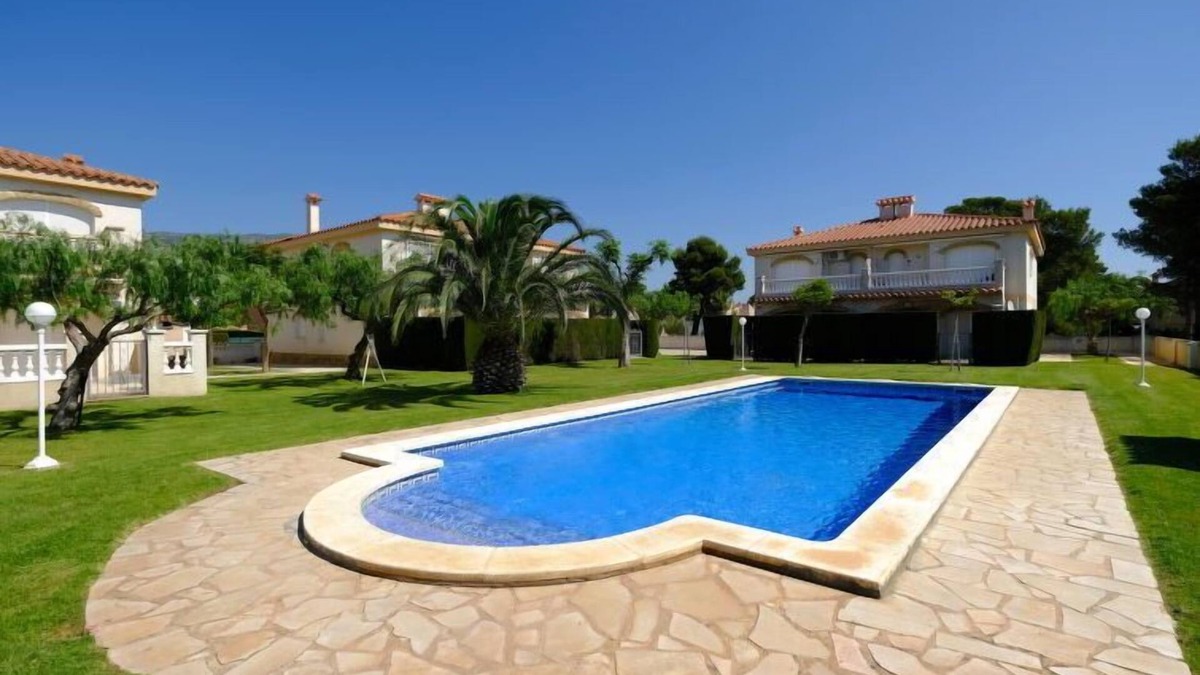 Miami Platja Apartment | Eurosol by Interhome