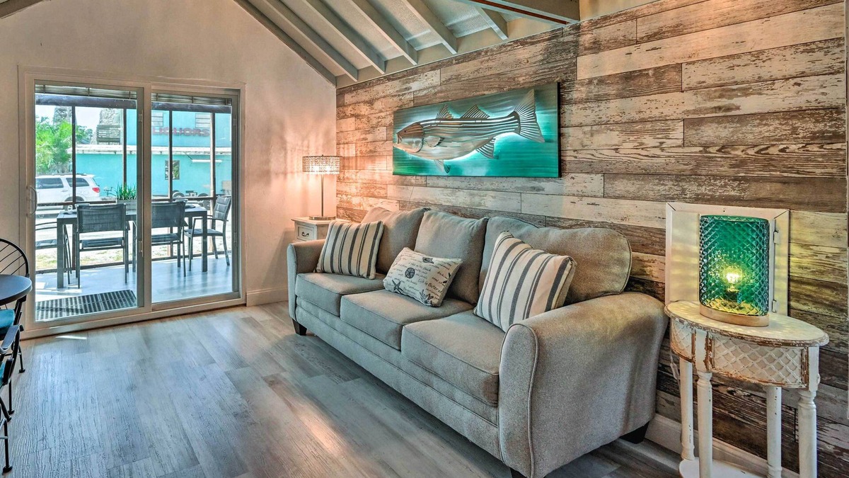Everglades City Apartment | Everglades City Trailer Cabin with Boat Slip!