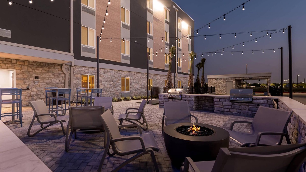 Brownsville Hotel | Everhome Suites Brownsville