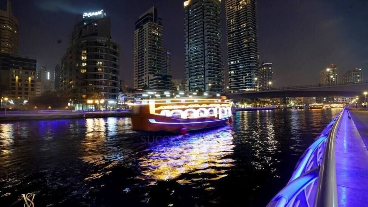 Jumeirah Apartment | Everyday free housekeeping provided,3 br in marina