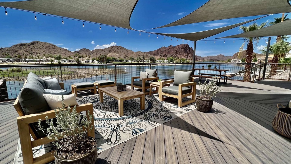 Parker Strip House | Everything & More at River Front 95! Dock, Bar