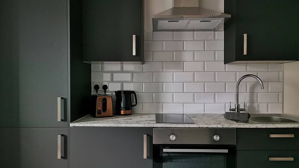 Newport Apartment | Eveswell Studios | Comfort | Studio 8