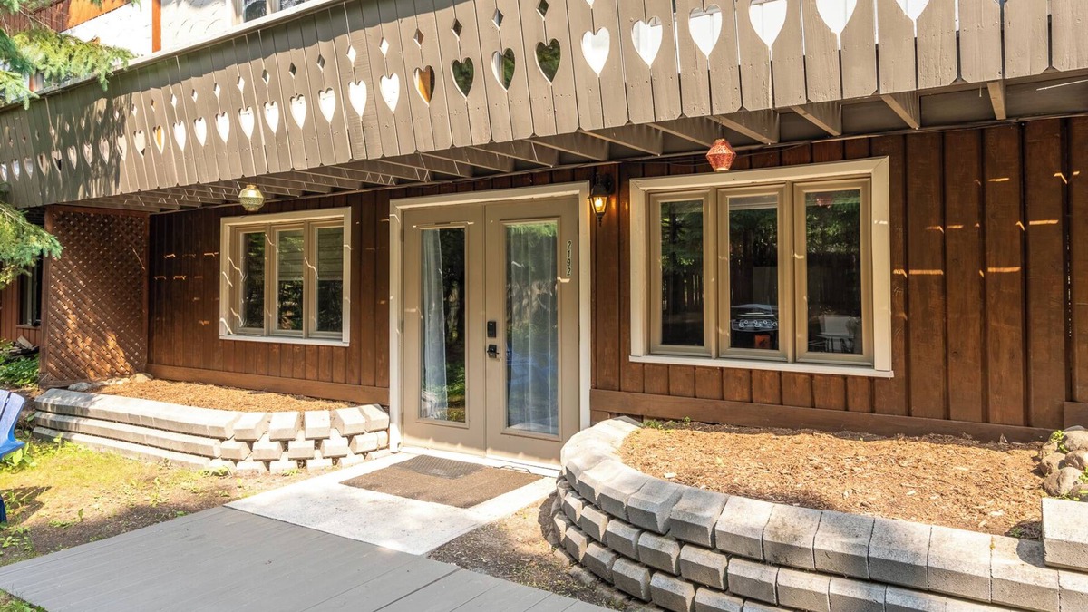 Val David Ski Chalet | Evora, in the heart of Val-David, Netflix