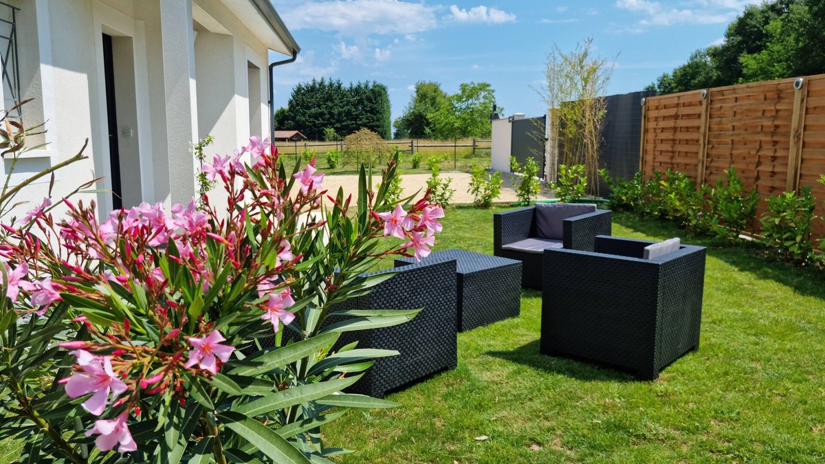 Coursac House | EW 3 BEDROOM HOUSE WITH PRIVATE POOL IN DORDOGNE PERIGORD NEAR PERIGUEUX