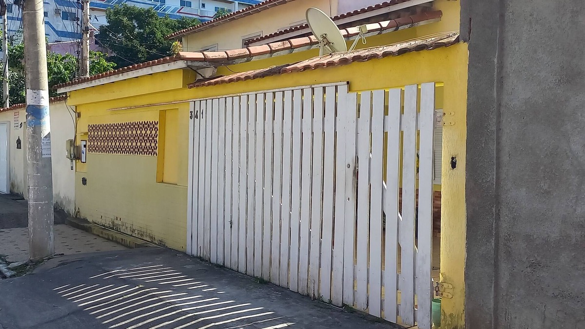 Passagem House | Excelente casa com 3 suítes independentes e na melhor localização da cidade.