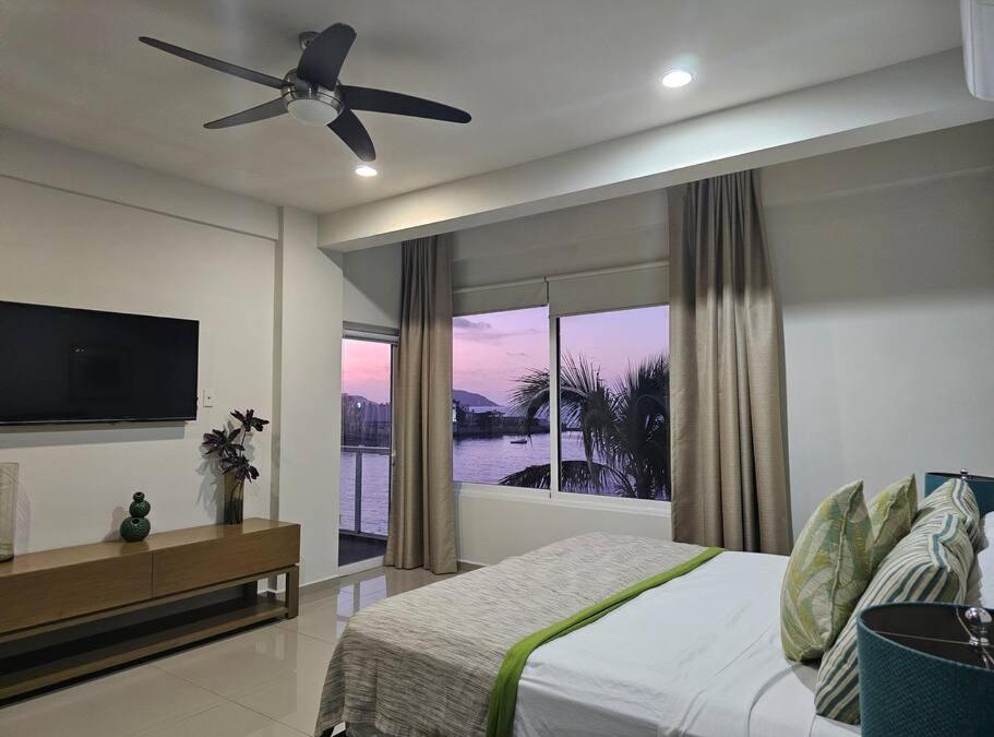 Centro Historico Apartment | Excelente vista de la Bahia !