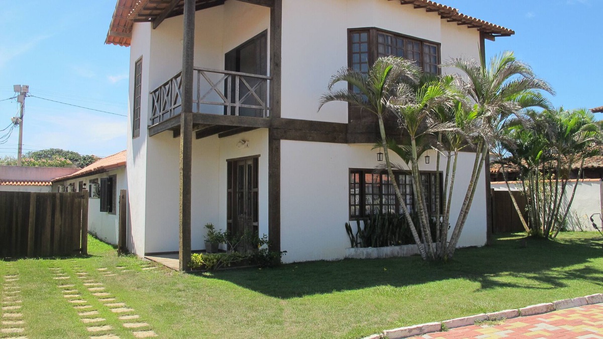 Porto Belo House | Excellent home. Comfortable. Block from the beach. Great for sports and children