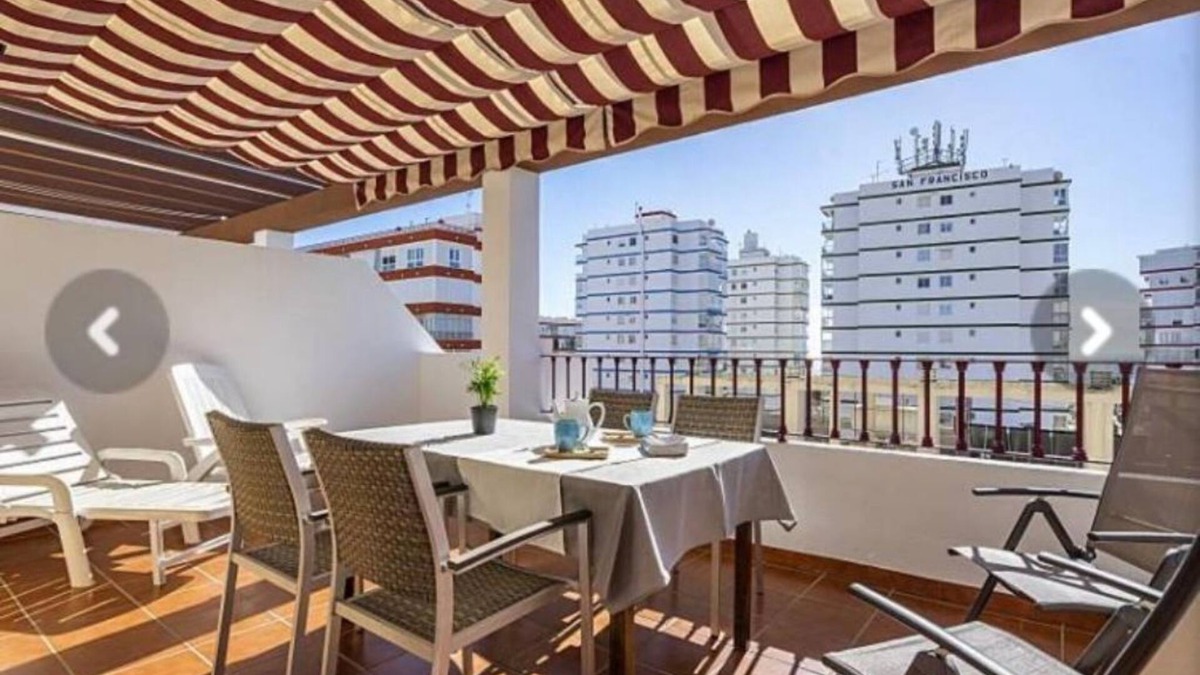 Torre del Mar Apartment | Excellent penthouse near the sea with views. Parking & terrace