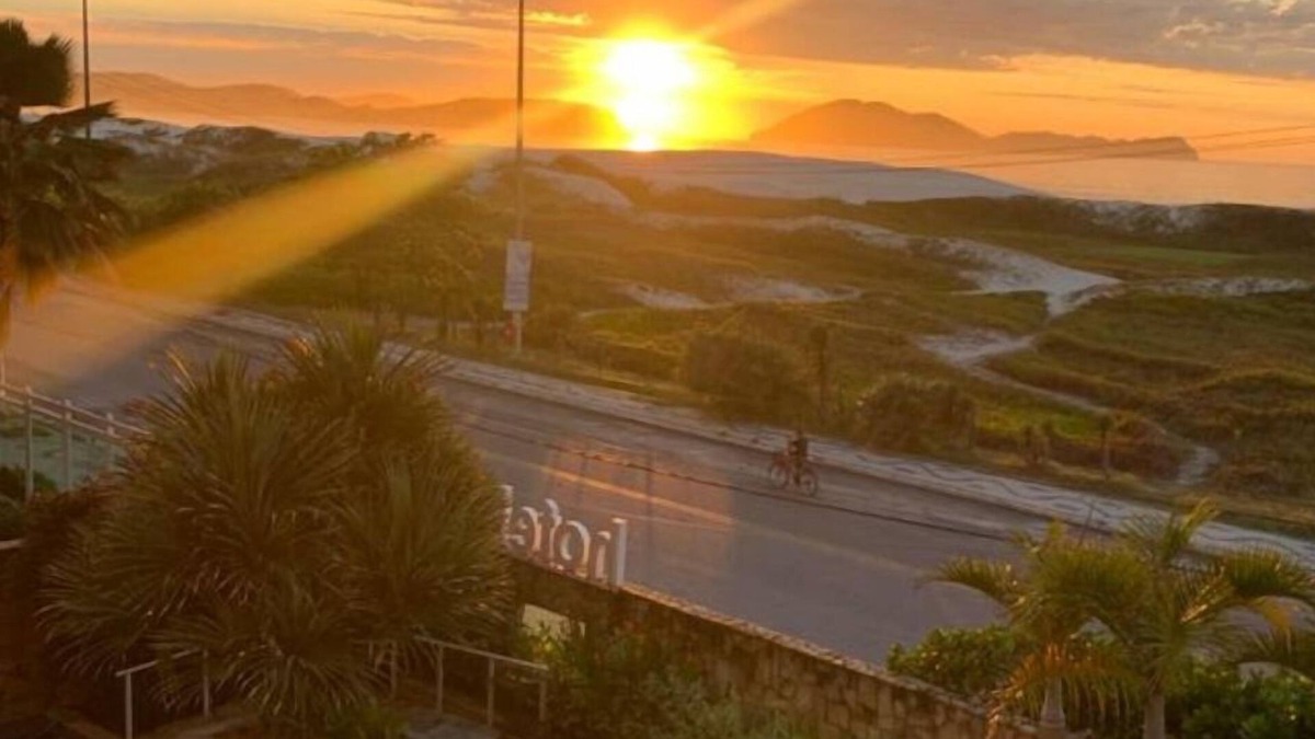 Algodoal Apartment | Excellent seafront apt 03 Qtos Cabo Frio