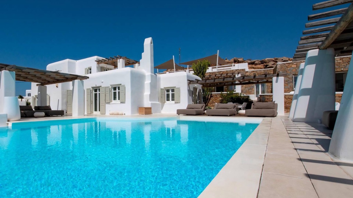 Tourlos Villa | Excellent Tourlos Villa | 8 Bedrooms | Villa Opal | Stunning Sea and City Views