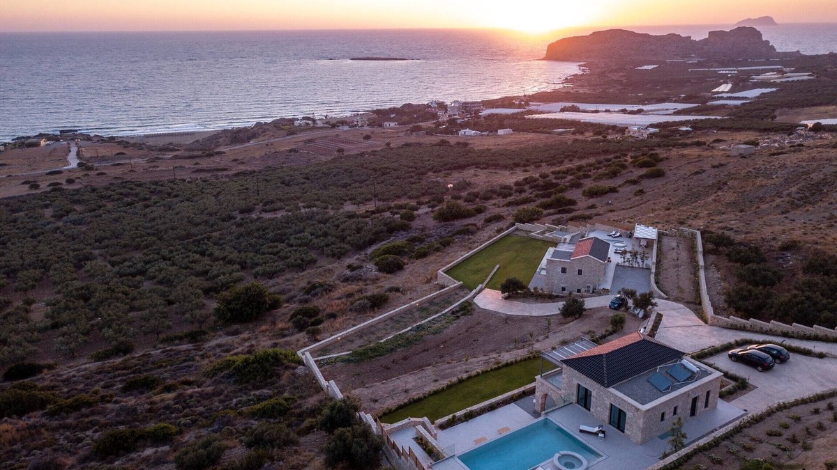 Falassarna Villa | Exceptional 2BD villa Bespoke, heated pool, jacuzzi, sauna, sea & sunset view
