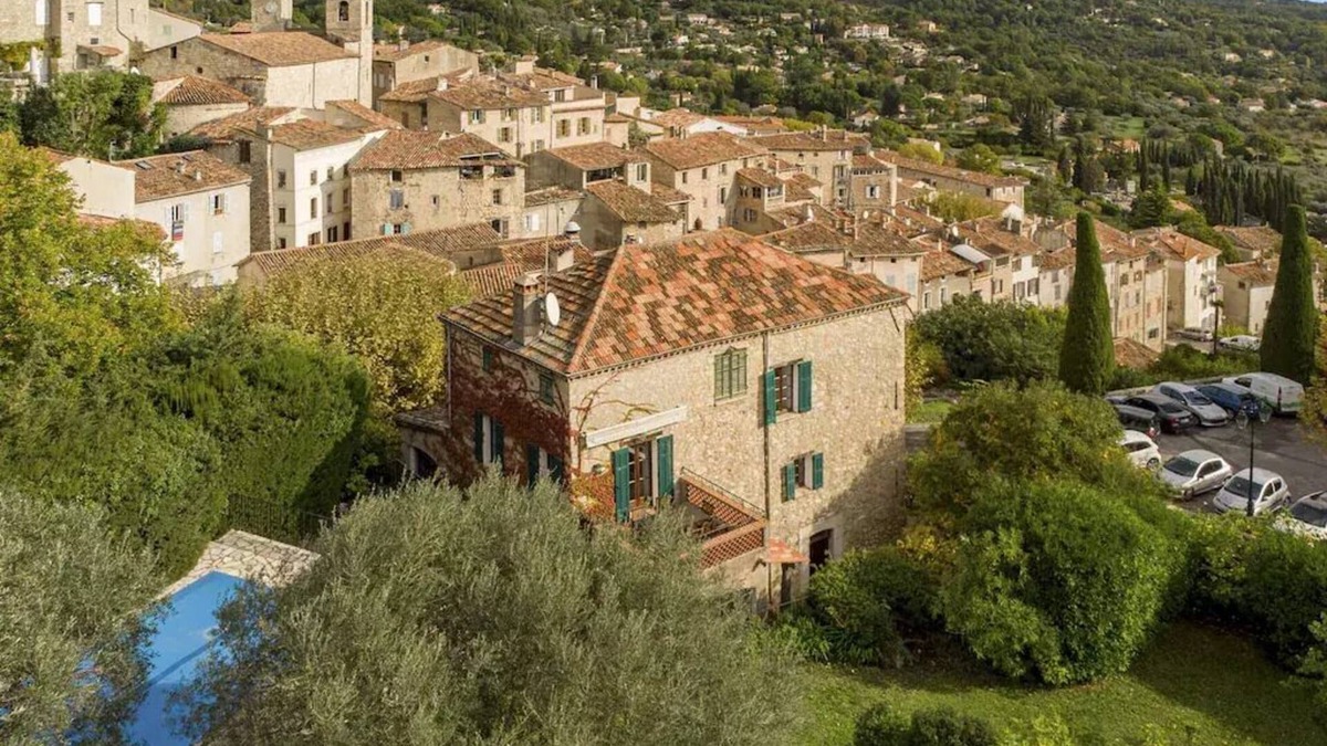 Seillans Villa | Exceptional Provençal Bastide with private pool and garden in medieval town