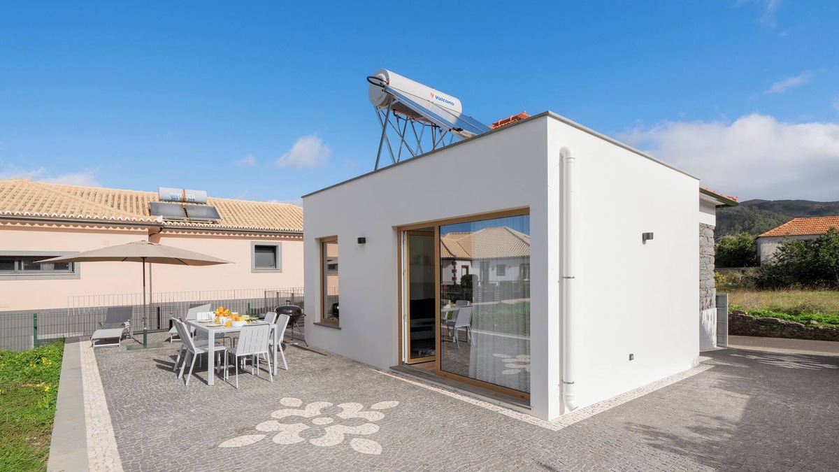 Prazeres Villa | Exceptional stone character house |Chalet Prazeres