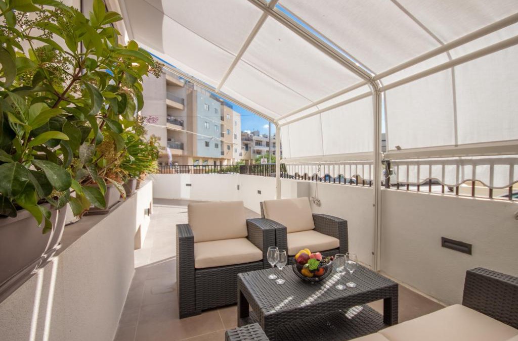San Tumas Apartment | Exceptional Sunlit Apart Marsaskala Bay - Happy Rentals