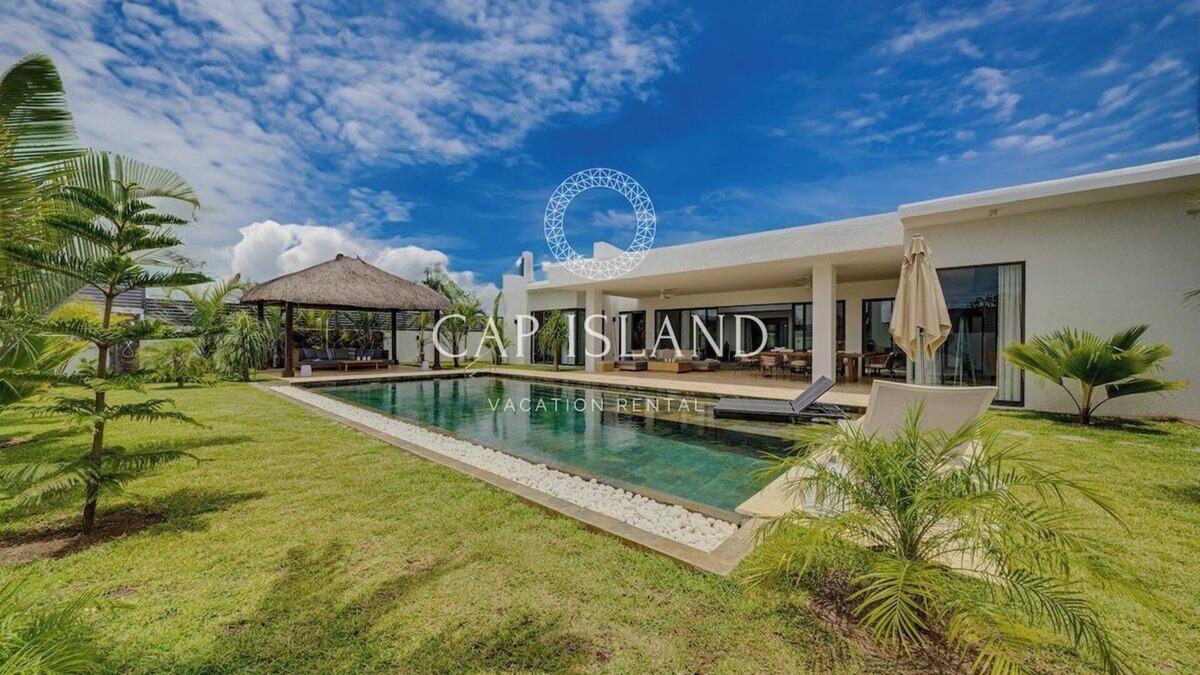 Grand-Baie Villa | Exceptional villa with heated pool and tropical garden
